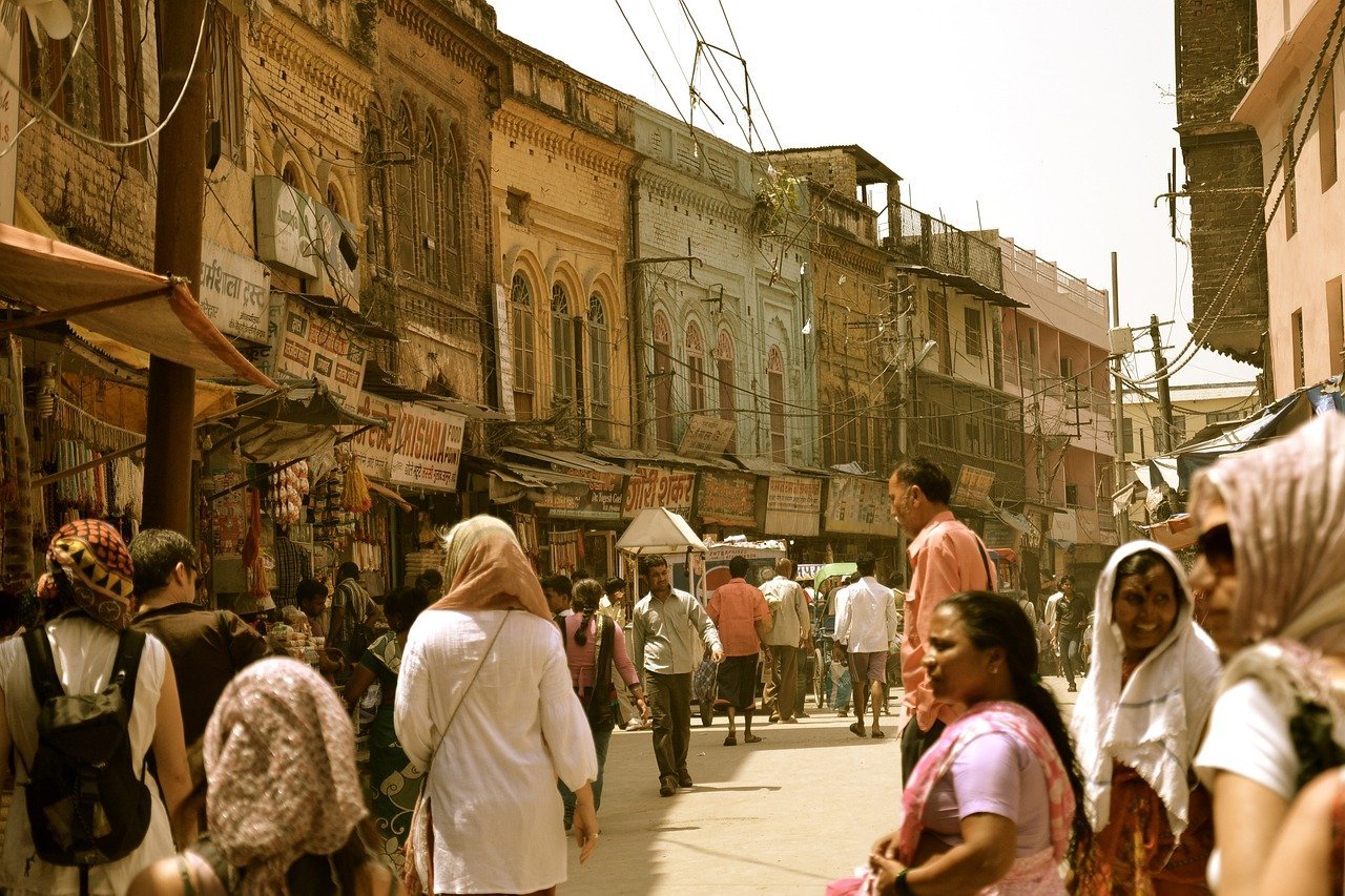 В столице Индии введут комендантский час из-за распространения штамма «омикрон»